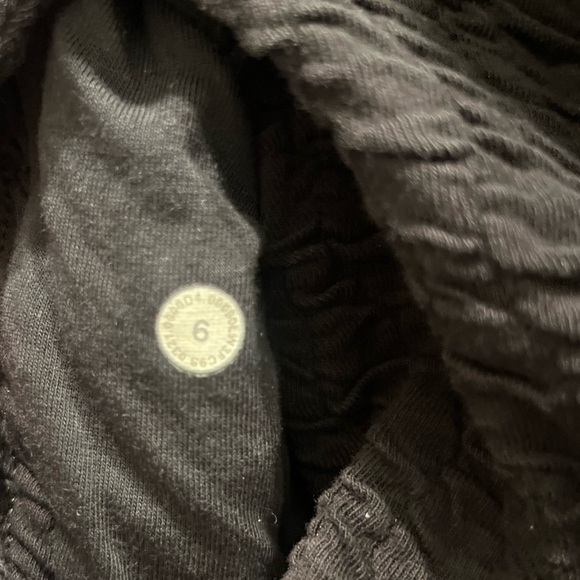 Lululemon Rippled full zip women’s black jacket - Picture 4 of 4